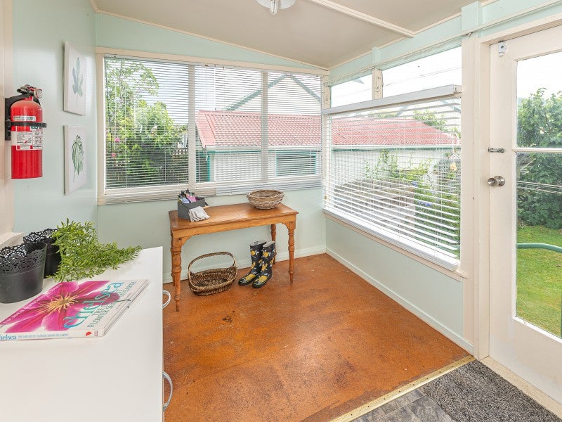 2/26 Campbell Street, Whanganui, Whanganui - Carousel 26