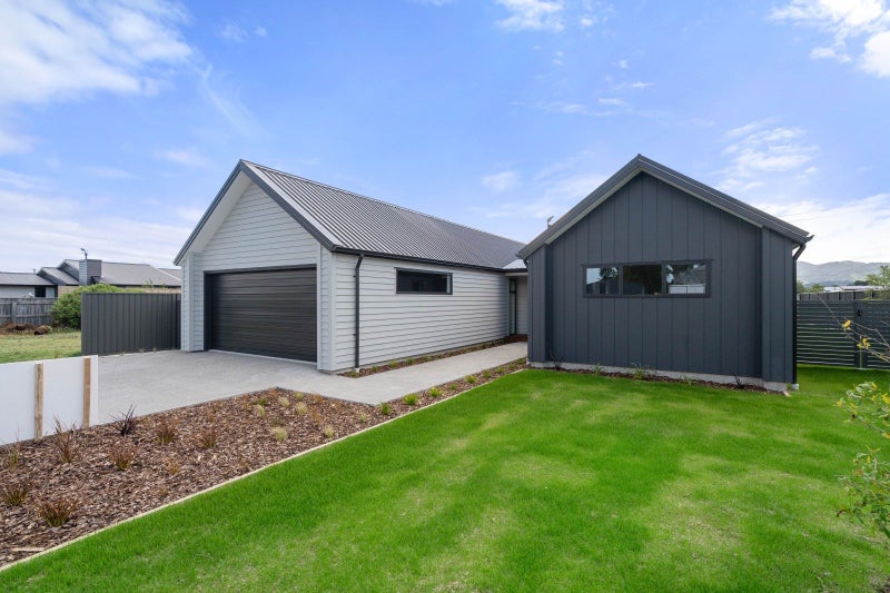 11 Hereford Drive, Carterton, Carterton - Carousel 28