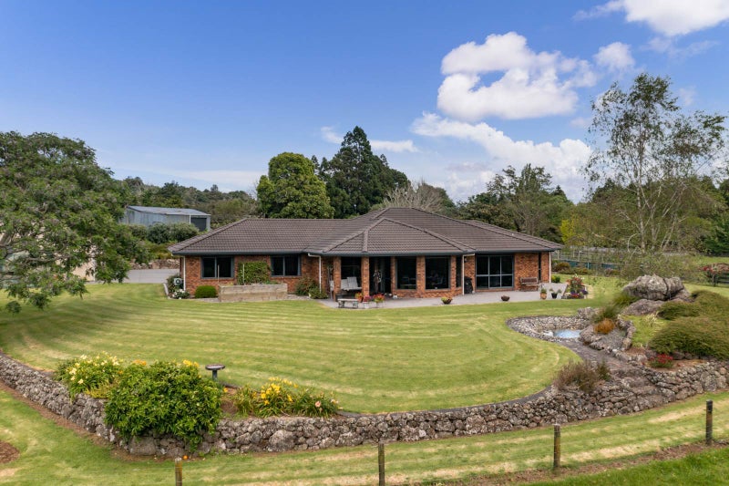 6 De L'Isle Lane, Whangarei - Carousel 1