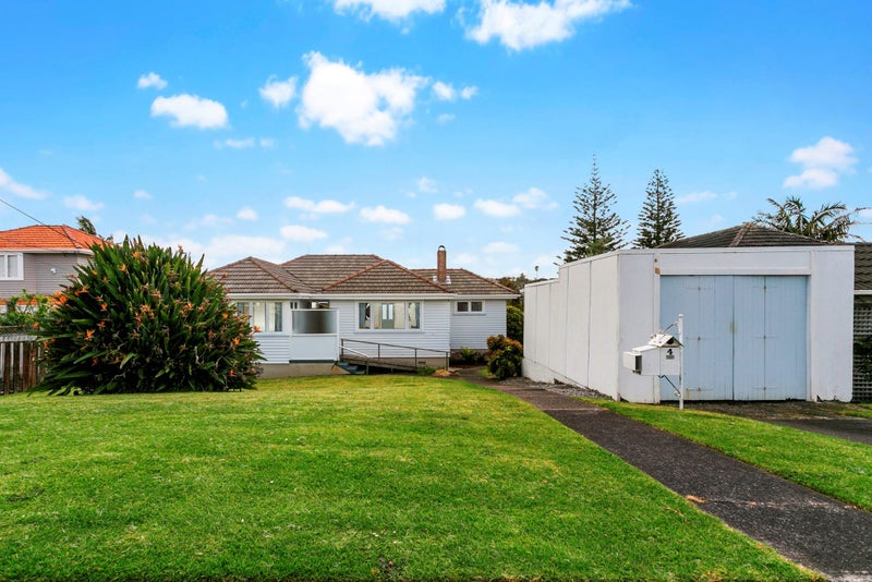1/4 Napoleon Avenue, Milford, Auckland - Carousel 1