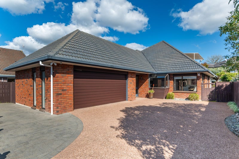 10B Miro Road, Greenlane, Auckland - Carousel 1