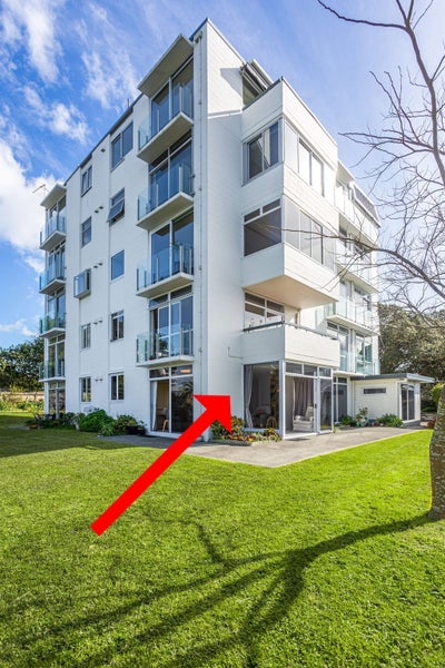 2/25 Stanley Point Road, Stanley Point, Auckland - Carousel 2