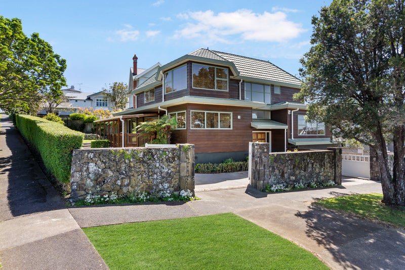 31 Momona Road, Greenlane, Auckland - Carousel 1
