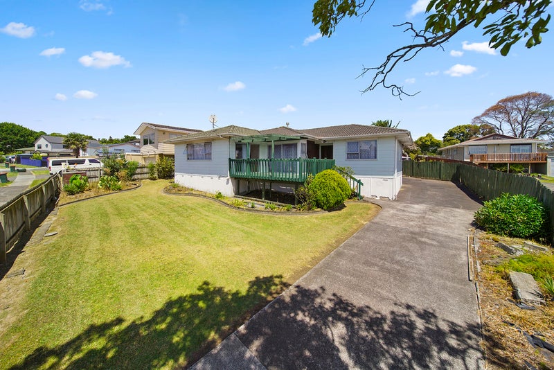 21 Charntay Avenue, Clover Park, Auckland - Carousel 21