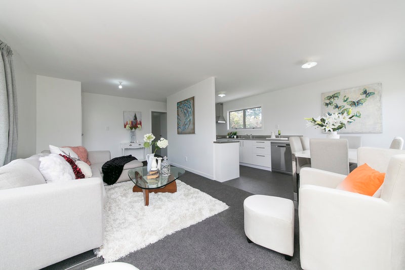 7 Huruhuru Road, Massey, Auckland - Carousel 1