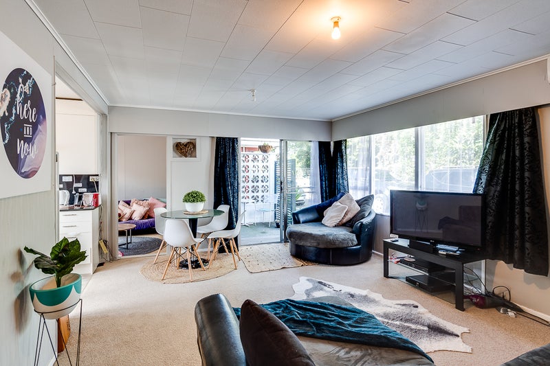 3/93 BLEDISLOE RD, MARAENUI, NAPIER - Carousel 2