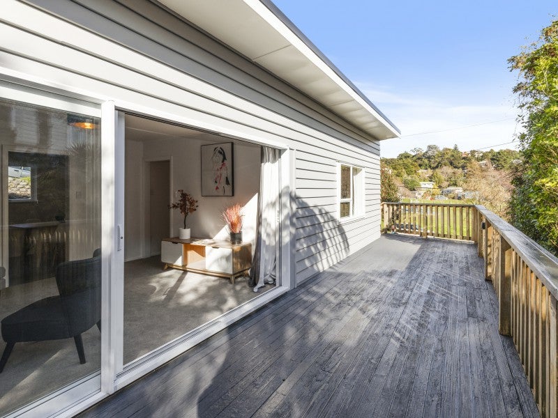 35 Thomas Street, Stokes Valley, Lower Hutt - Carousel 2