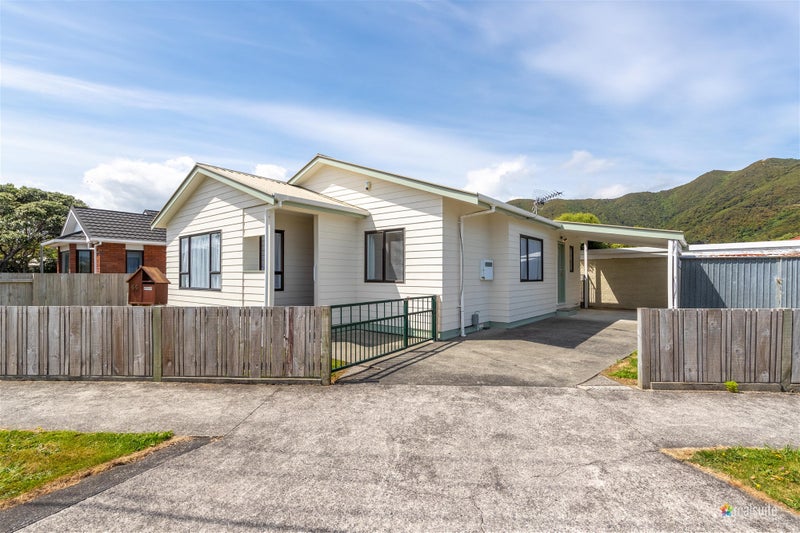 2/44 Haig Street, Waterloo, Lower Hutt - Carousel 1