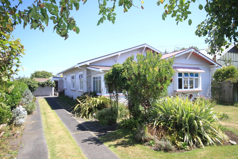 29 Caius Avenue, Gonville, Whanganui - Carousel 1