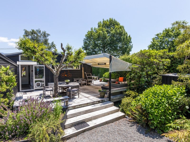 1/245 Taupahi Road, Turangi - Carousel 1