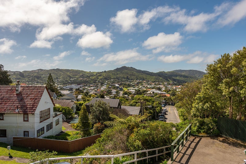 87 Duthie Street, Karori, Wellington - Carousel 26