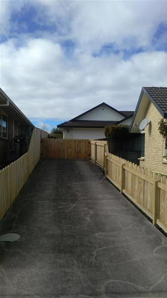2/3 Aspatria Place, Northpark, Auckland - Carousel 2