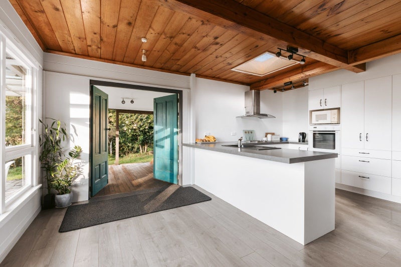 1164 Maniatutu Road, Te Puke - Carousel 2