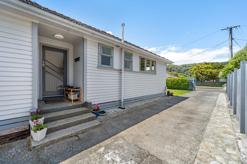 38 Miro Street, Trentham, Upper Hutt - Carousel 2
