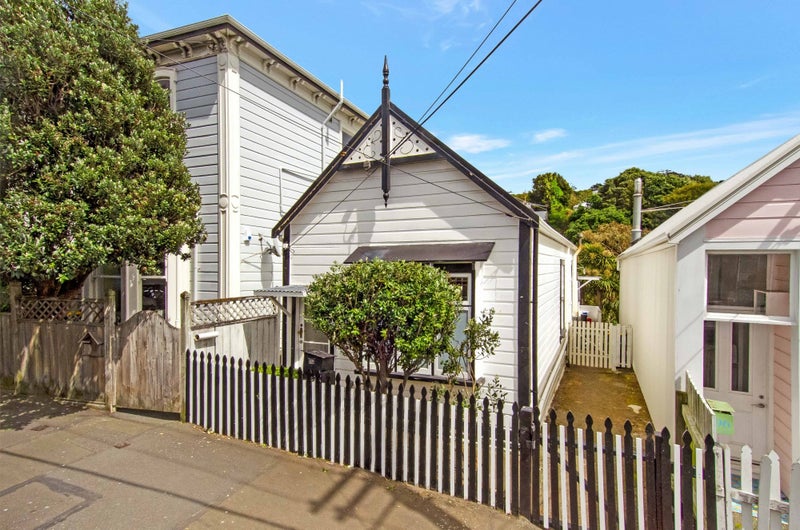98 Rintoul Street, Newtown, Wellington - Carousel 1