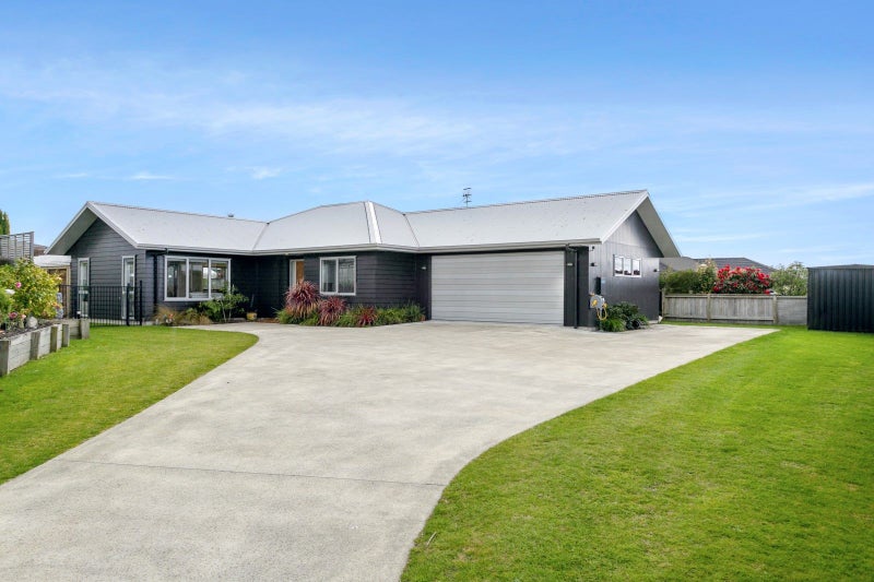 10 Red Setter Grove, Nukuhau, Taupo - Carousel 1