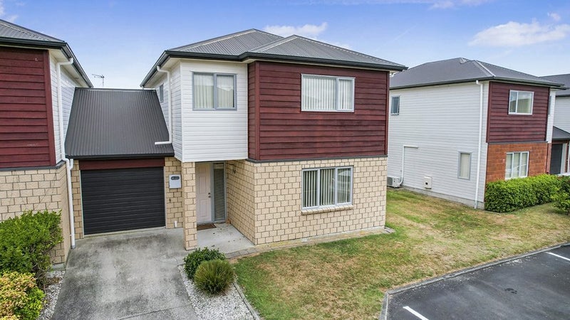 43 Gordon Davies Lane, Huntington, Hamilton - Carousel 1