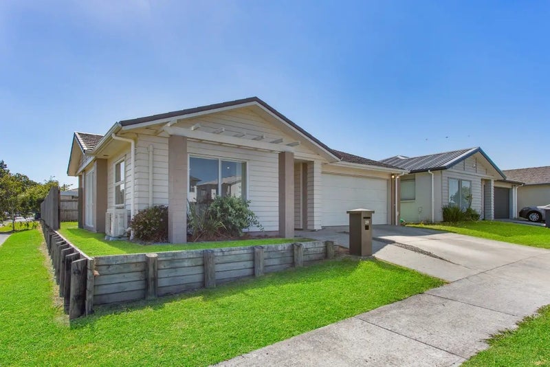 39 Arion Road, Takanini, Auckland - Carousel 16