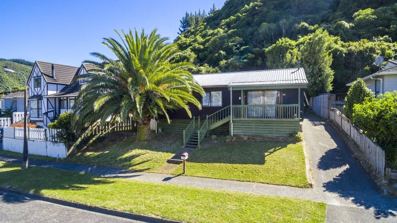 93 Gillespies Road, Birchville, Upper Hutt - Carousel 2