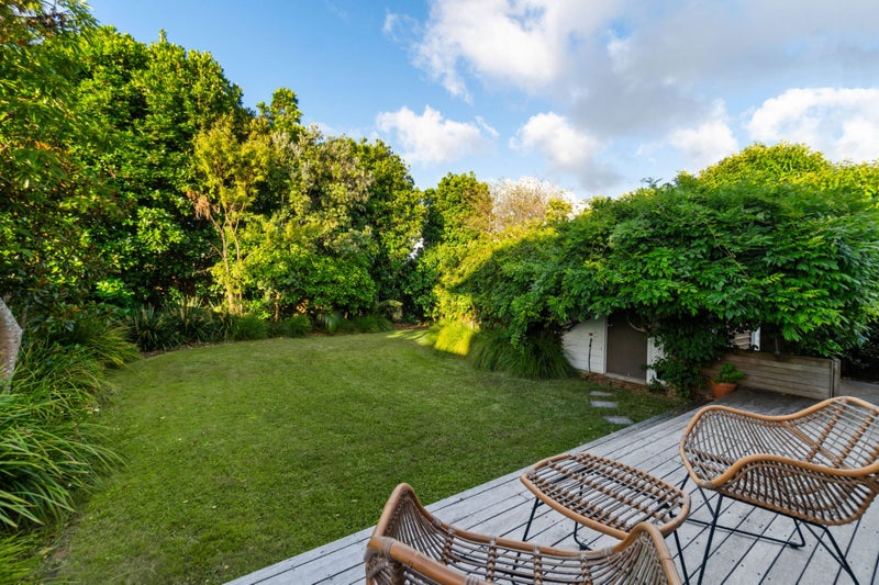 32 Cambourne Road, Sandringham, Auckland - Carousel 2