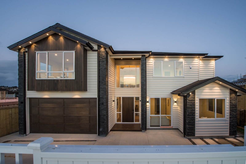 17 Masons Road, Oteha, Auckland - Carousel 1