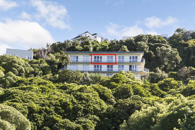 8/31 Homebush Road, Khandallah, Wellington - Carousel 1