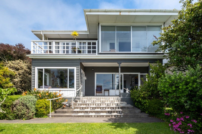 114 Thompson Road, Bluff Hill, Napier - Carousel 2