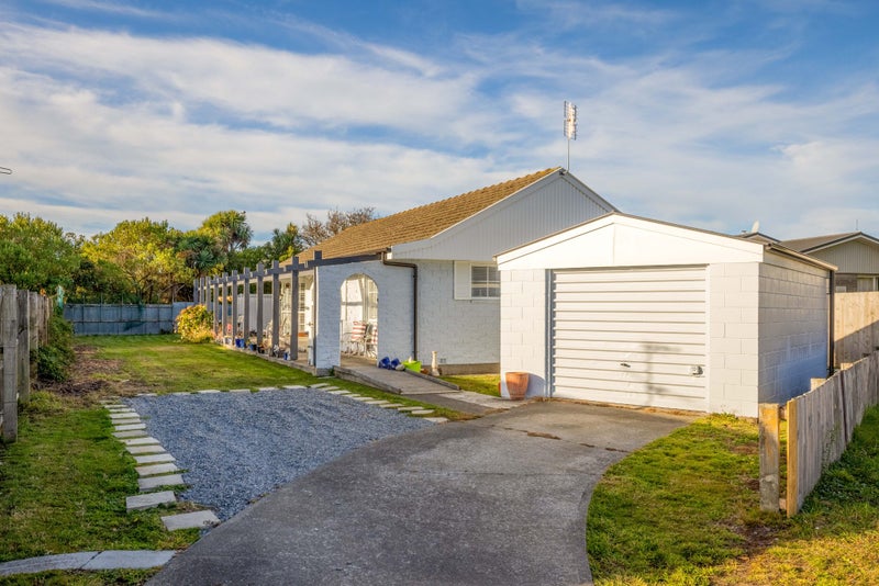 24 Besant Place, Avondale, Christchurch - Carousel 1