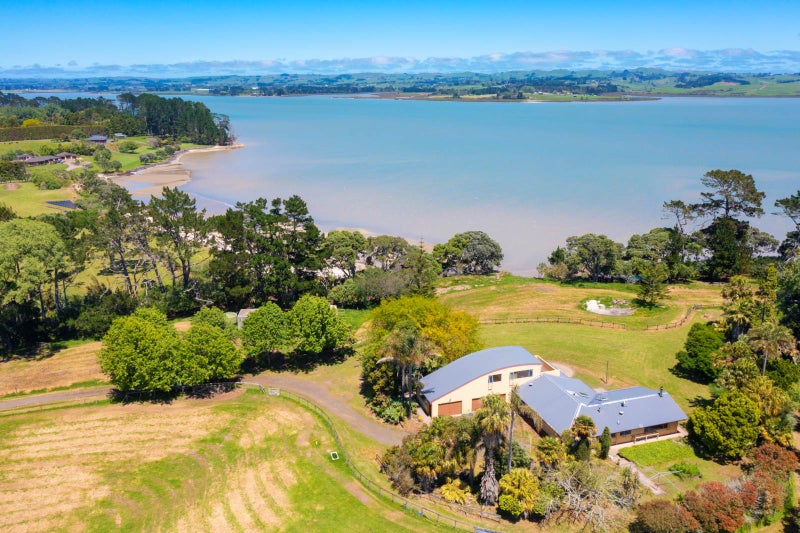 363 Glenbrook Beach Road, Waiuku - Carousel 1