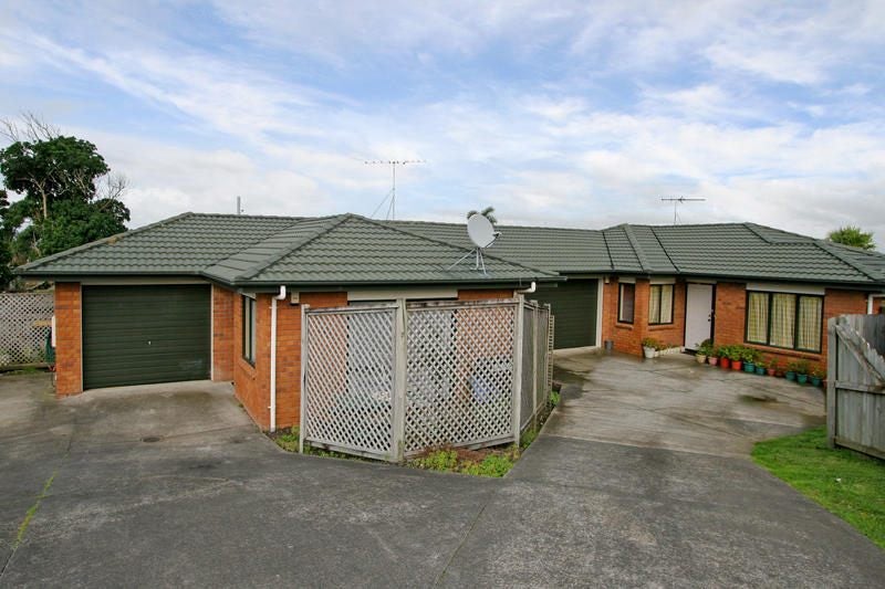 44 Senator Drive, Manurewa, Auckland - Carousel 1
