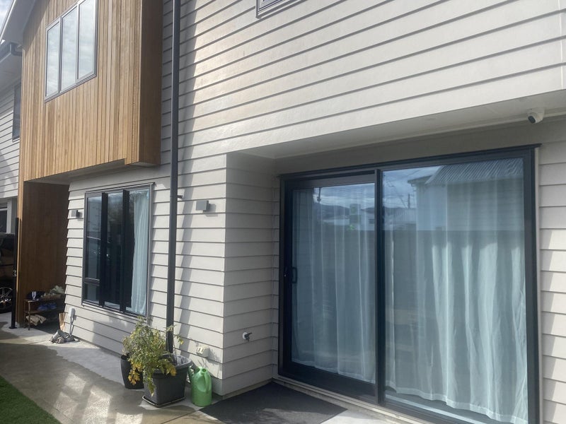 91B Whites Line East, Waiwhetū, Lower Hutt - Carousel 20