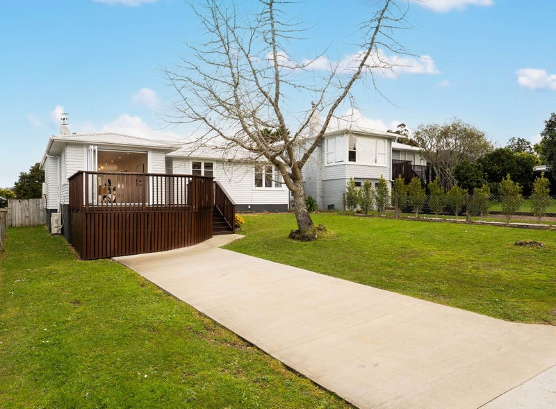 45 Lynwood Road, New Lynn, Auckland - Carousel 2