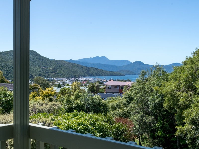18 Moana View Road, Waikawa, Picton - Carousel 2