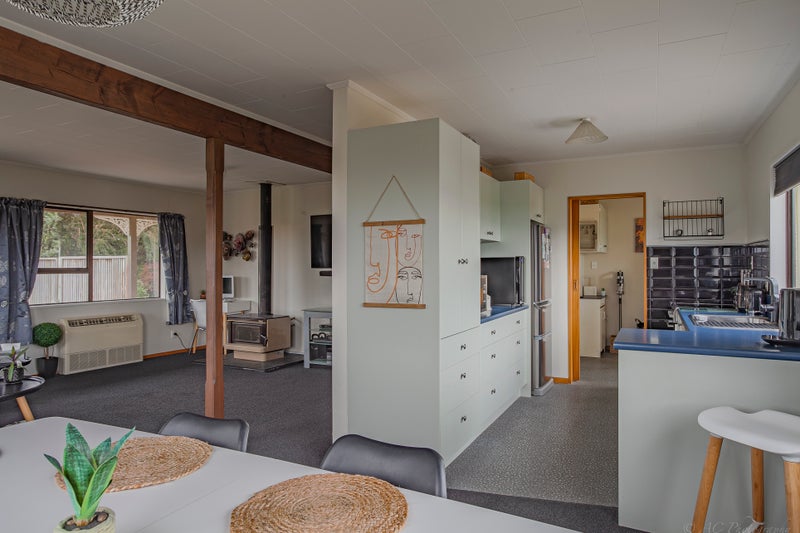 11 Temple Crescent, Gleniti, Timaru - Carousel 2