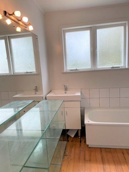 17 Locarno Avenue, Sandringham, Auckland - Carousel 6