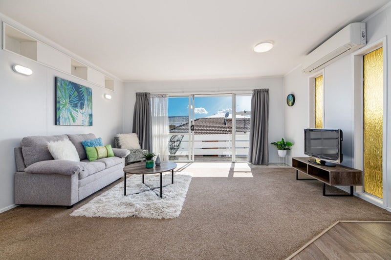3/375 Sandringham Road, Sandringham, Auckland - Carousel 2