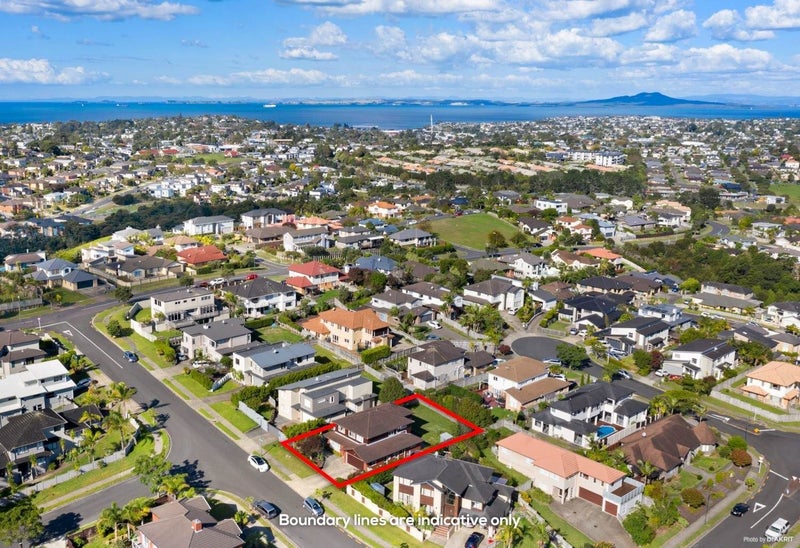 10 Hornbill Drive, Fairview Heights, Auckland - Carousel 1