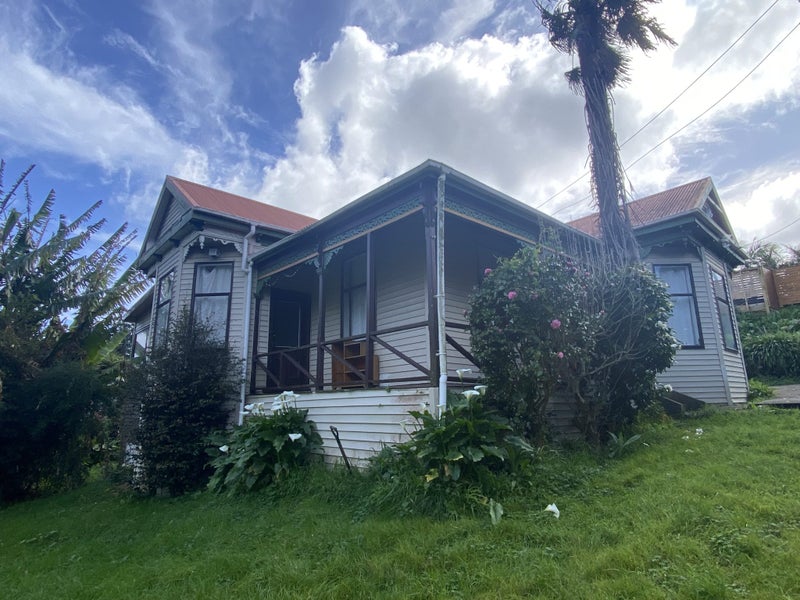 4 Normans Hill Road, Onehunga, Auckland - Carousel 2