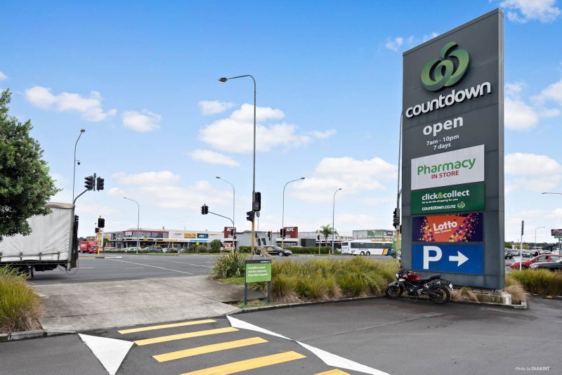 10C Crows Road, Swanson, Auckland - Carousel 2