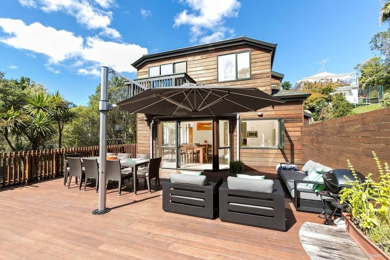 2/67 Raleigh Road, Northcote, Auckland - Carousel 12