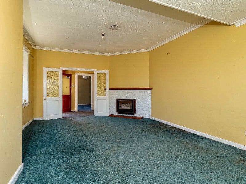 804 Queen Street East, Parkvale, Hastings - Carousel 2