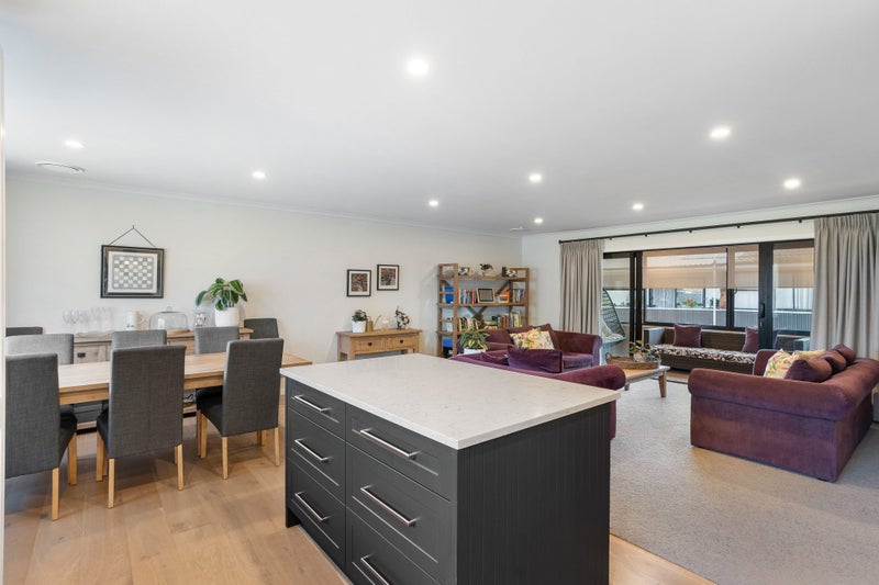 1/32 Empire Road, Epsom, Auckland - Carousel 2