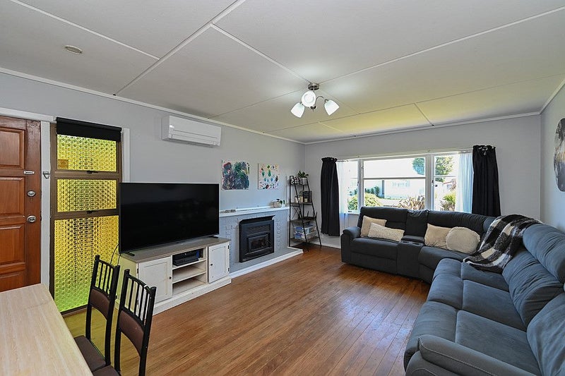 21 Darwin Crescent, Maraenui, Napier - Carousel 2