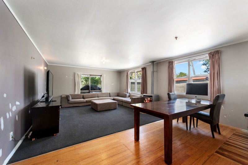 26 Dermont Street, Bader, Hamilton - Carousel 2