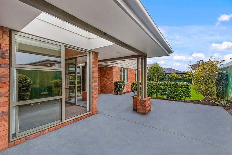 37 Bottle Lake Drive, Parklands, Christchurch - Carousel 2