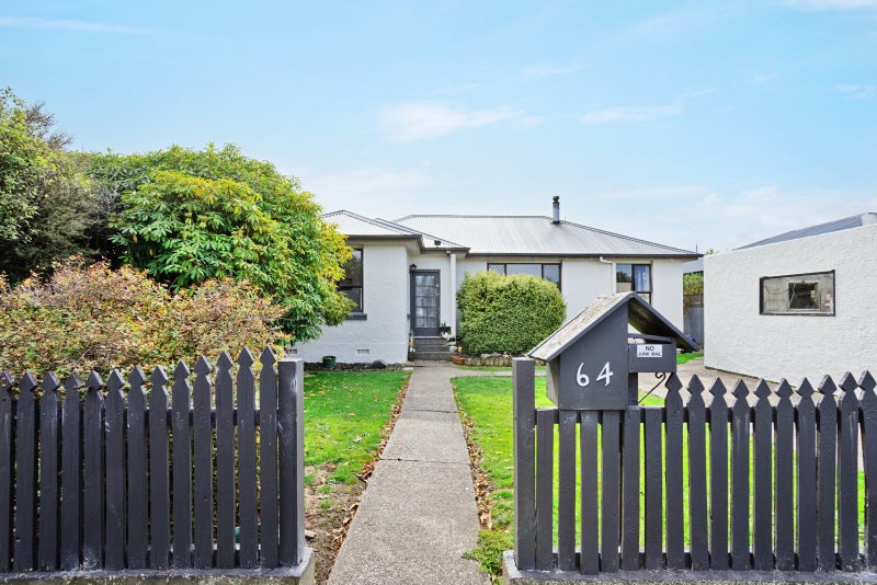 64 Nichol Street, Heidelberg, Invercargill - Carousel 1