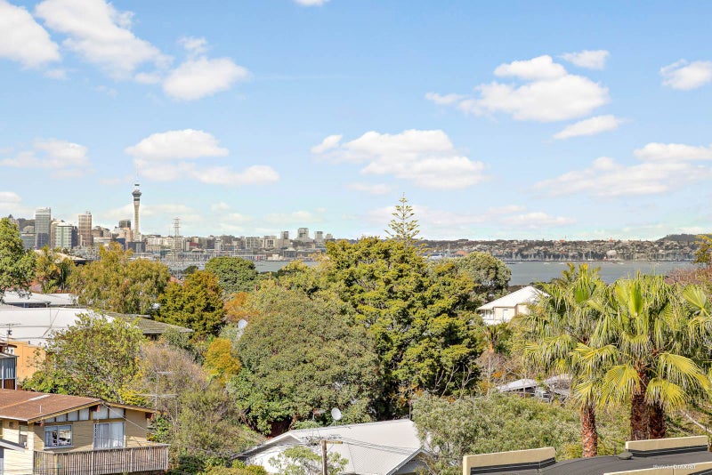 208/16 Huron Street, Takapuna, Auckland - Carousel 2