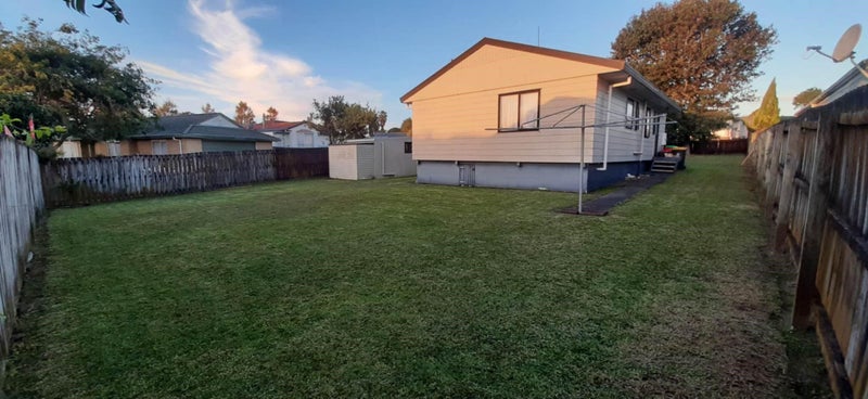 8 Rhine Place, Weymouth, Auckland - Carousel 7