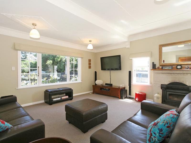 7 Hinemoa Street, Waiwhetu, Lower Hutt - Carousel 2