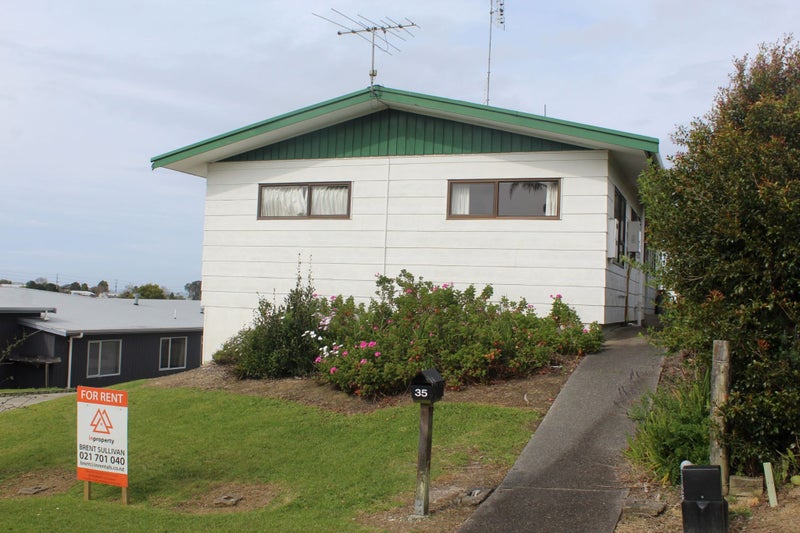35 Gledstane Road, Stanmore Bay, Whangaparaoa - Carousel 2